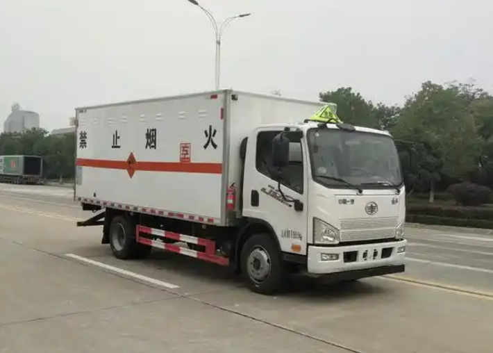 商城爆破器材运输车可以上高速吗？